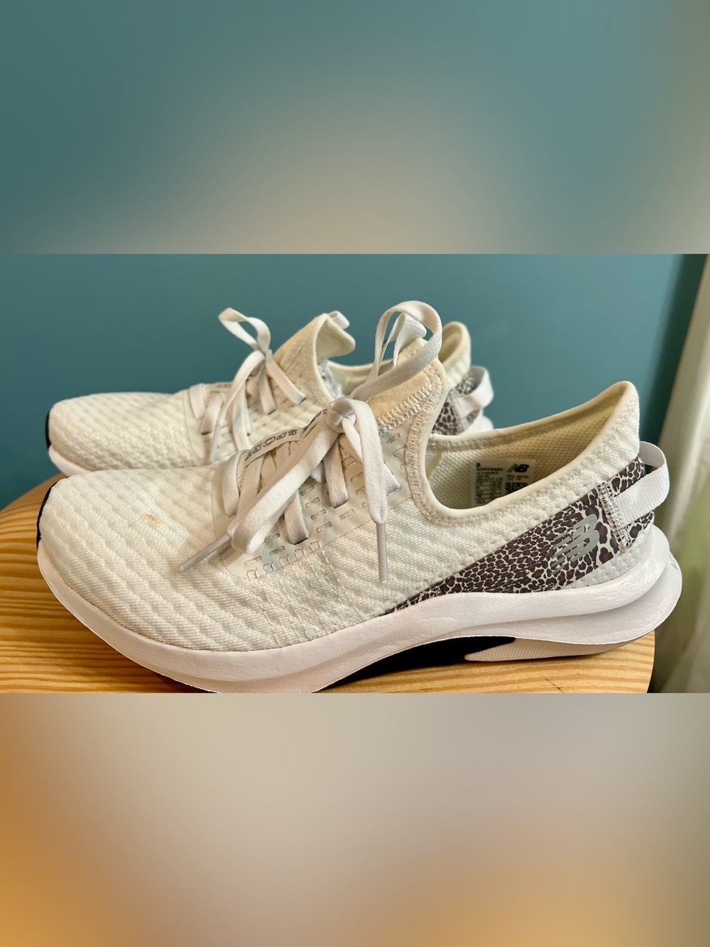 New Balance DynaSoft Nergize Sport V2 White Leopard Sneakers 7.5